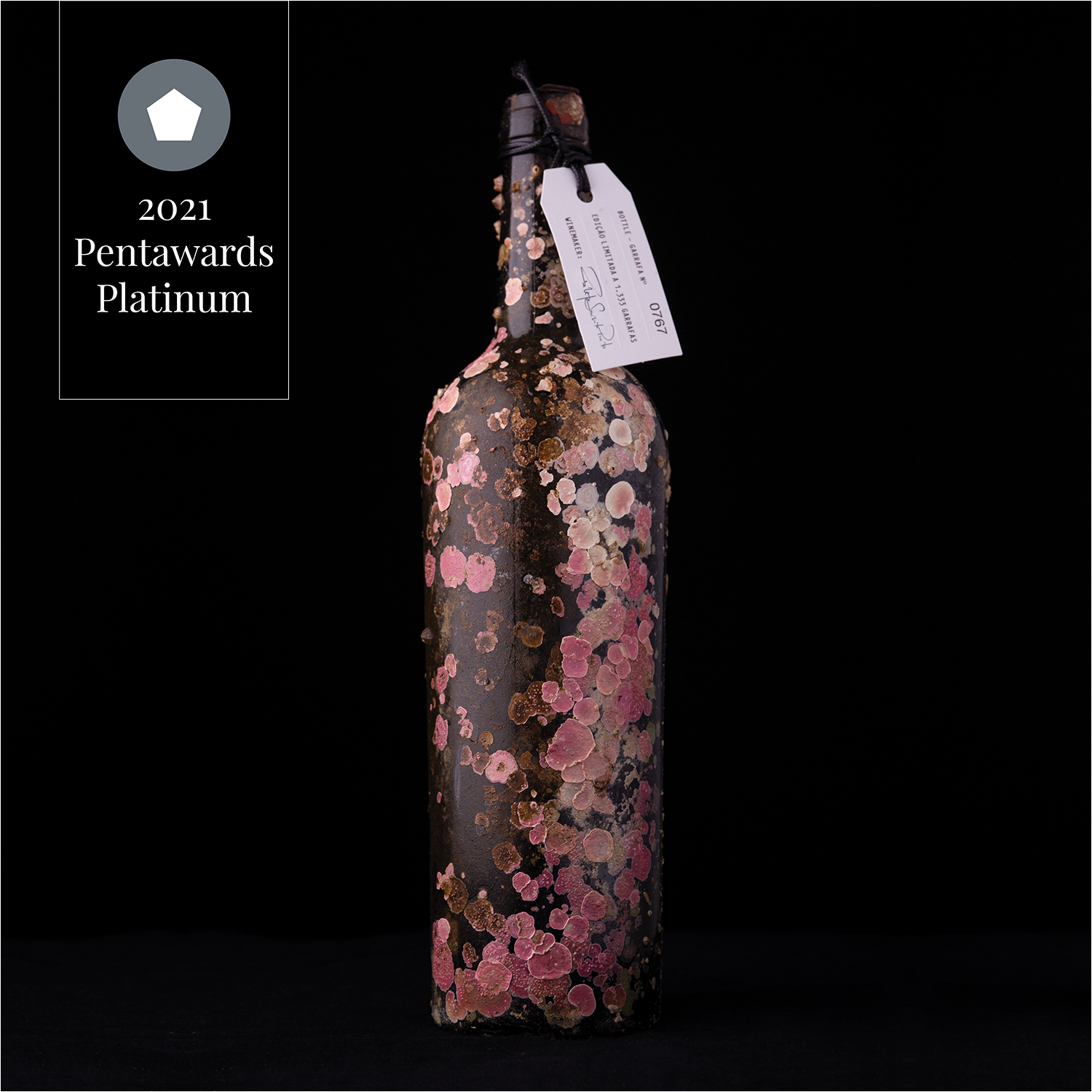 2 2021 Platinum 002 VINHO DO MAR Ritarivotti® Premium Packaging Design W5B52TBUCEKEN9S (5)