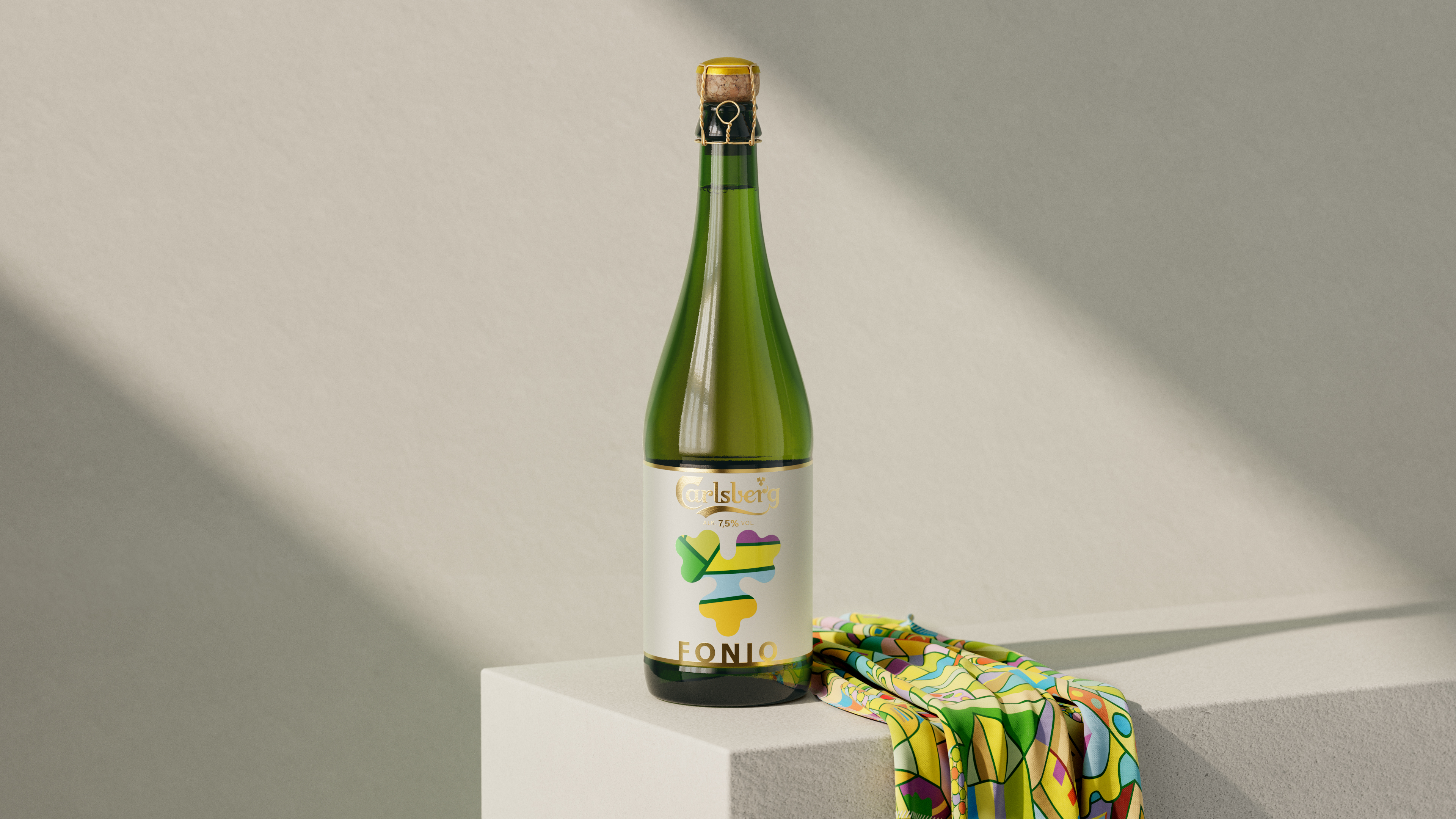 TAXI CARLSBERG 001 Project Fonio KV2 Plinthcloth 05 Whitebg